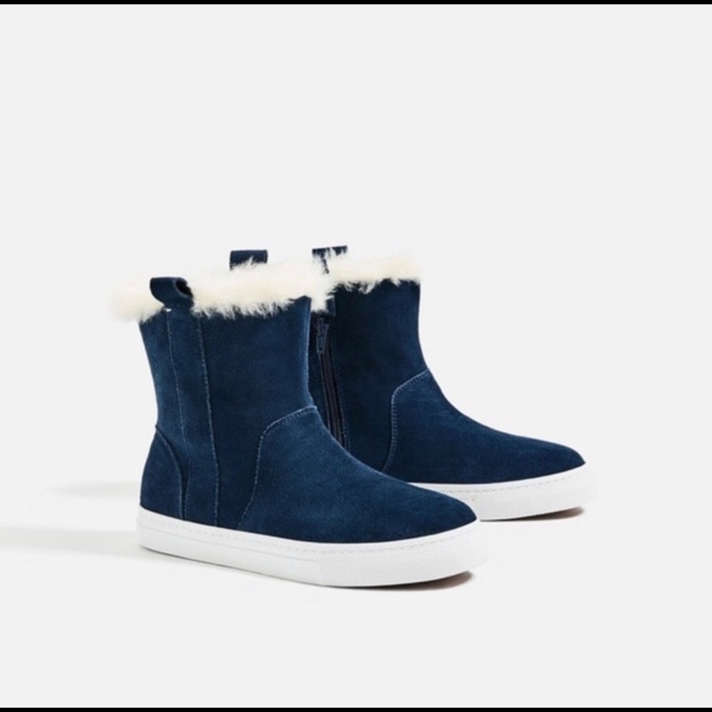 Blue faux fur lined boots. Zara. Size 39 / us 8.5